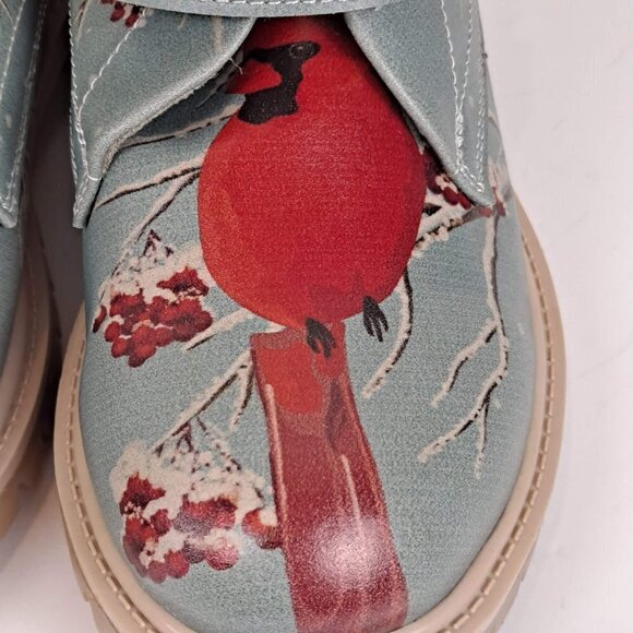 Streetfly Womens Printed Boots Size 37 Blue with Red Cardinals Faux Leather NWOT - Picture 2 of 10